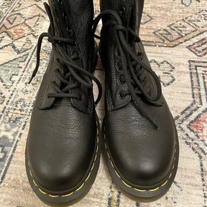 Women’s Doc Martin’s 1460 Pascal Boots